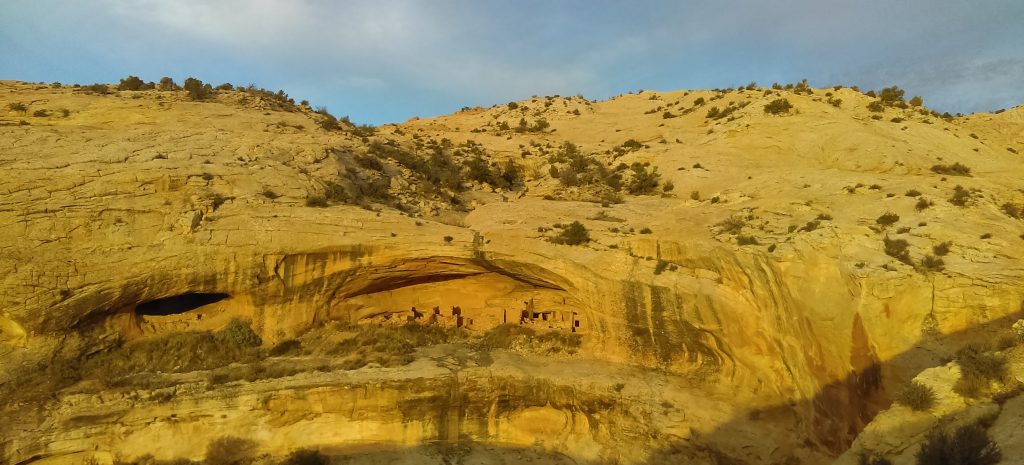 Butler Wash Ruins Overlook