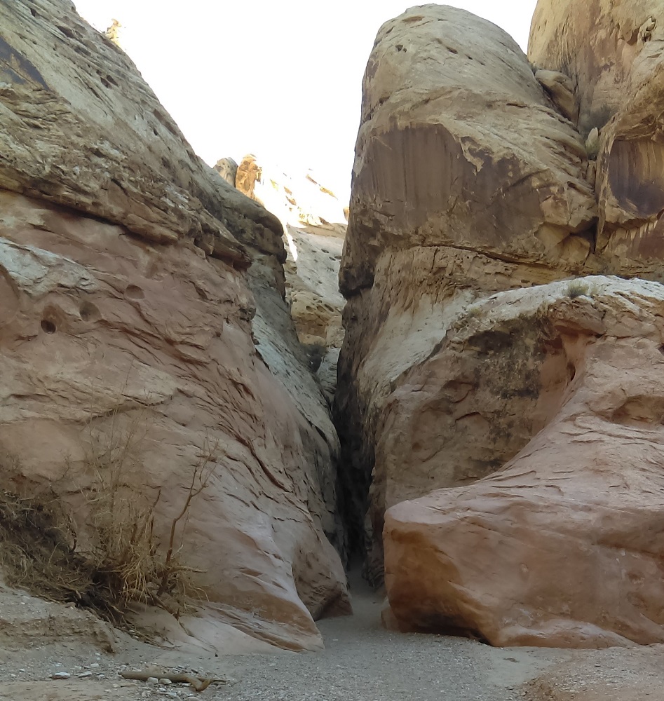 entrance to slot canyon